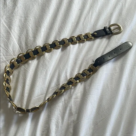 Accessories | Vintage Gold And Navy Chain Belt | Poshmark display picture 3